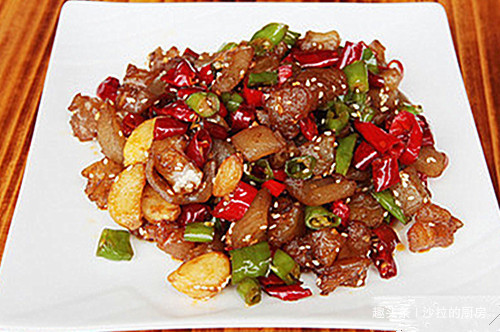 秘诀|天然“胶原蛋白”找到,女人变美的秘诀,每天吃一点,美丽显年