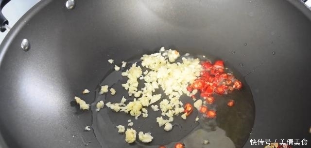 下饭|蒜蓉西兰花最好吃的做法,简单美味又下饭,看看你喜欢吃不?