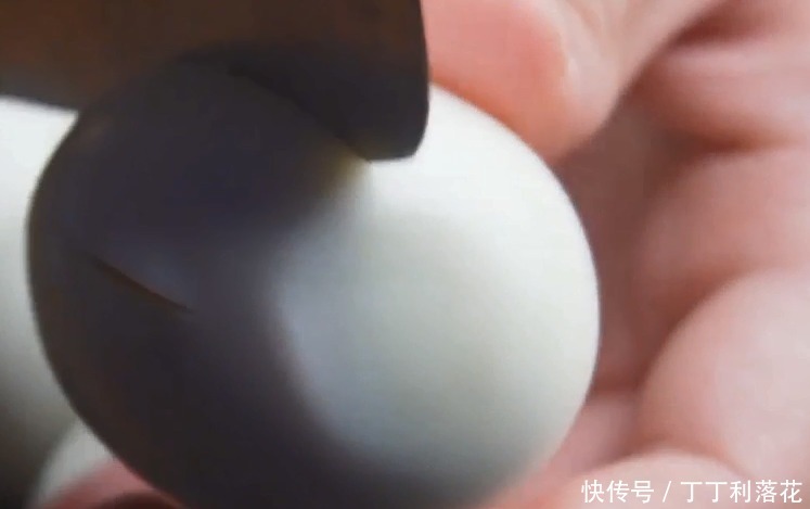 农村老奶奶教你做卤鸡蛋,秘制配方,不加任何香料,卤香味浓!