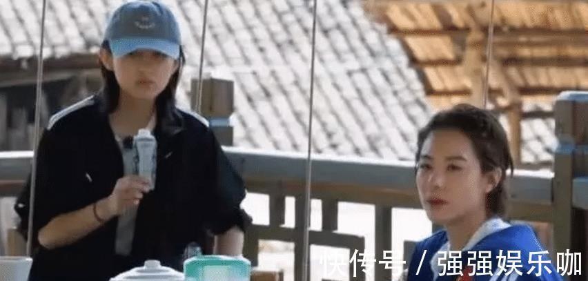 《向往的生活》迎來最土女嘉賓，看到她的穿著后，網友：太土了！