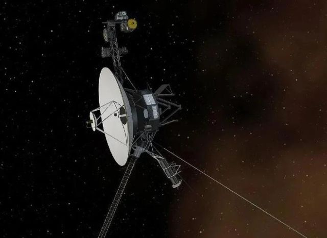 “旅行者号”飞出了太阳系，居然得到了新数据，结论让人惊讶！
