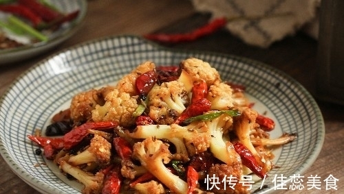 八角|花菜怎么做好吃？只要加了这味料，一上桌就被抢着吃，味道绝了！