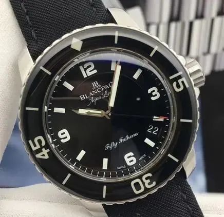 腕表会考虑品味什么的吗？还是，喜欢就买呢？