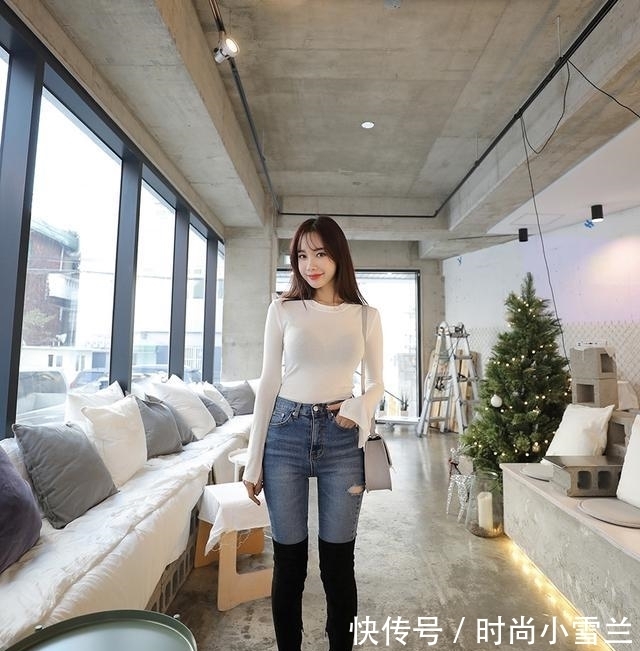 感觉|牛仔裤穿出不一样的感觉,这是越破越流行?