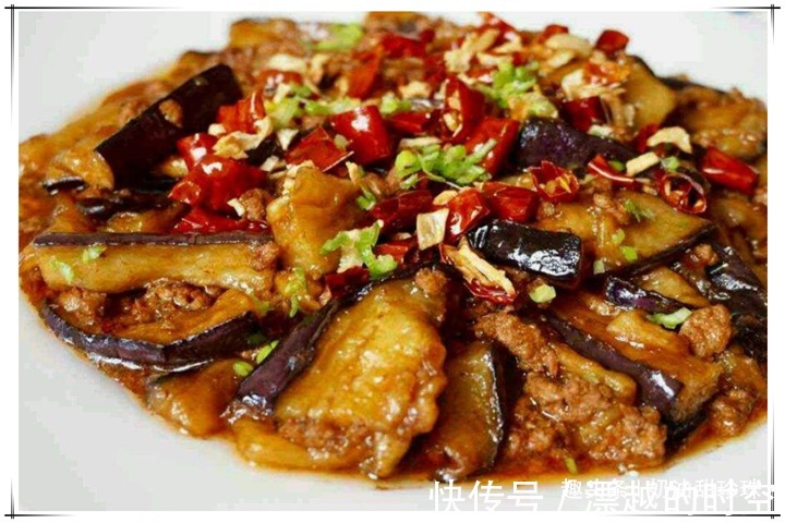 肉末茄子最好吃的做法,吃起来比肉都香,每次炒10根茄子都不够