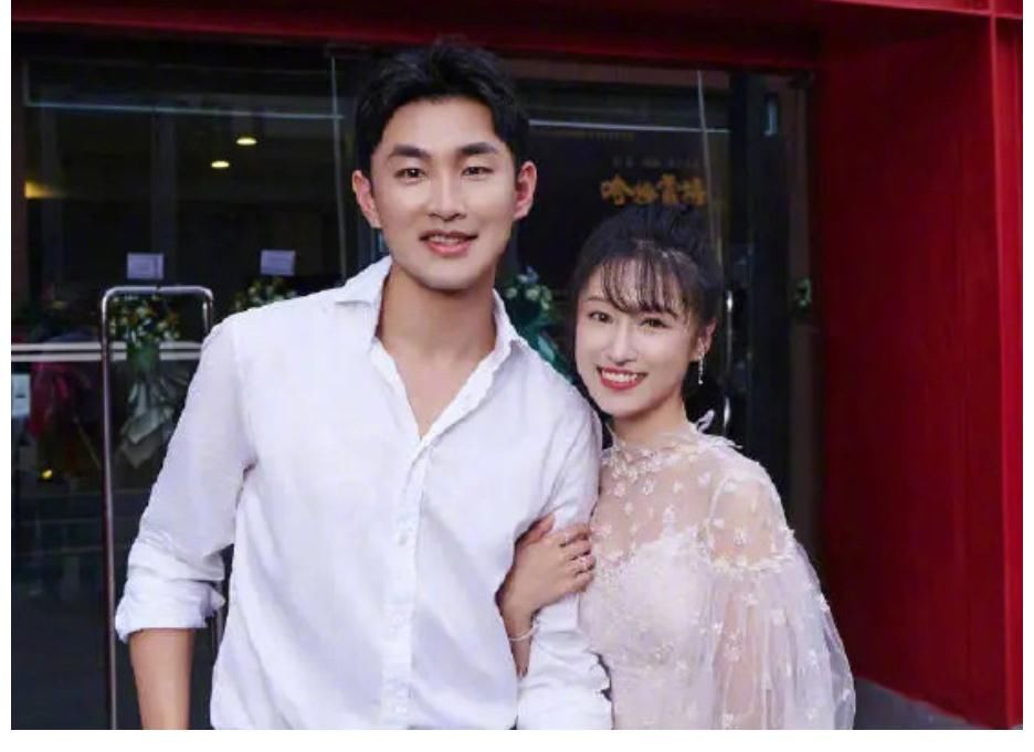 我们恋爱吧3|《我们恋爱吧3》：萧亚轩现身拟邀名单，网友“期待恋爱秘笈”