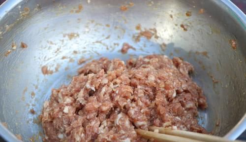 肉饼|开学了，我家首选这个早餐，每次都要做20张，孩子一口气吃4个