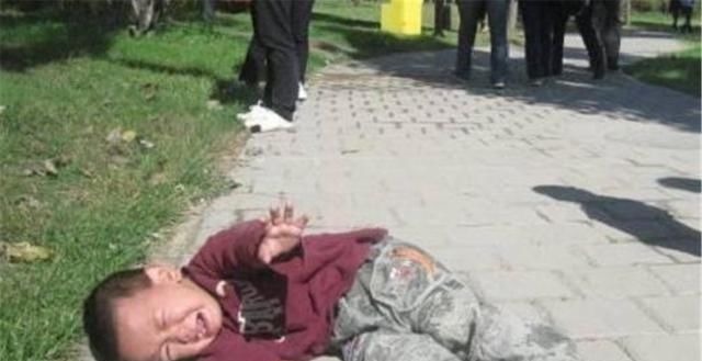 聪明|这4类孩子看似聪明,长大后往往讨人嫌,很多家长却没有意识到