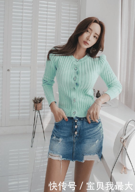 这才是真正的小麦色皮肤，美女经常去旅游吧