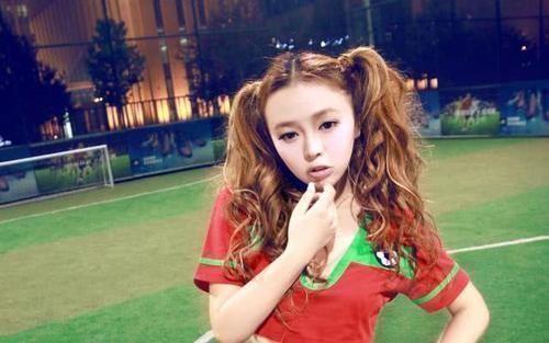 女生自以为好看的4种发型，其实都是“踩雷”款，直男大多都反感