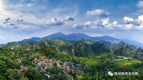 佛顶山：铜仁仅次于梵净山的名山，贵州最大的温泉小镇坐落于此