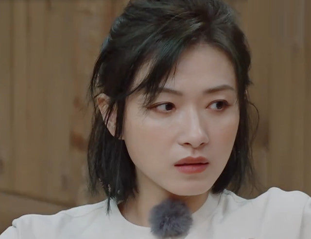 孟佳 徐峥刚宣布退出,孟佳张雨绮“合谋”撒开玩,万茜咧嘴,导演傻眼