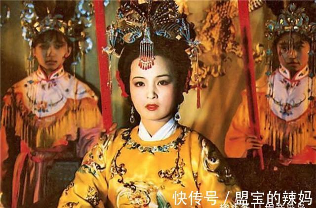 贾环@红楼梦:元春在宫中的地位处境如何?刘姥姥的预言一针见血