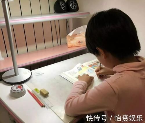 作业|”老师让带一万颗豆“妈妈陪娃数到大半夜,质问老师却被“打脸”