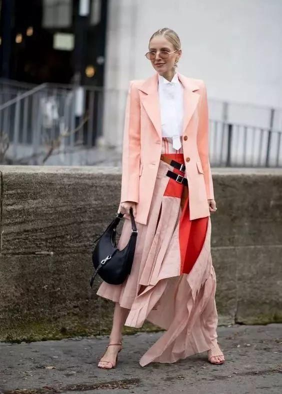 2021秋冬最流行的色彩搭配