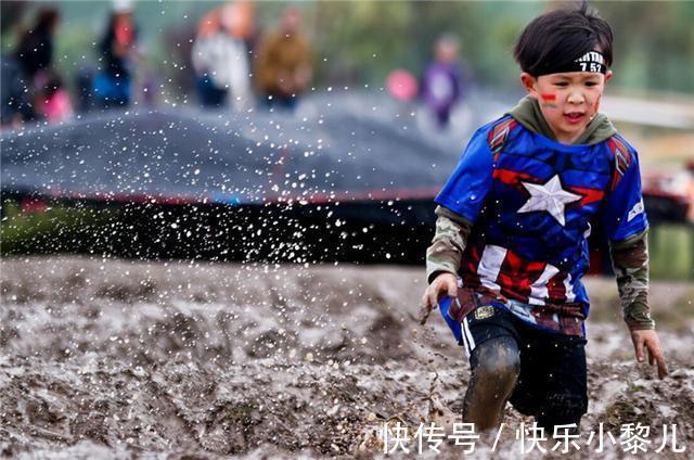 朋友之间|养育男孩,家长要趁早培养孩子这4种能力,孩子的未来会更加出色