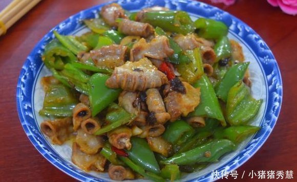 香辣美味炒粉肠,脆口营养又好吃,家常制作味道鲜香脆嫩