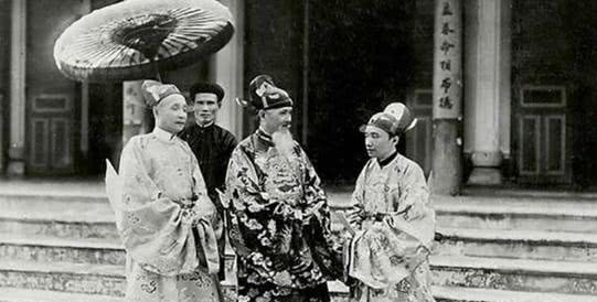 历史|他国史书中的中国,耍杂技吓得唐玄宗割地赔款,南越与唐各帝一方