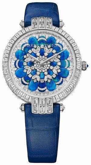 腕间一片冰蓝,低眸即是假日