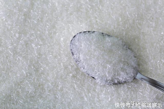 吃鸡精好,味精有害?仔细一对比,才知道错了很多年