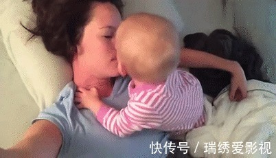 举动|宝宝有5个向妈妈示爱的举动,很讨厌但是真爱,别再粗暴拒绝了