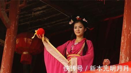 客栈#才女出对联招亲, 难倒上百个才子, 最后却被9岁小乞丐对出