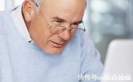 度数|年轻时近视,老了没有“老花眼”,能摘掉眼镜?可能要打破认知