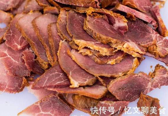 卤肉|做酱牛肉要不要先焯水卤肉店师傅教我正确方法,酱香浓郁又入味