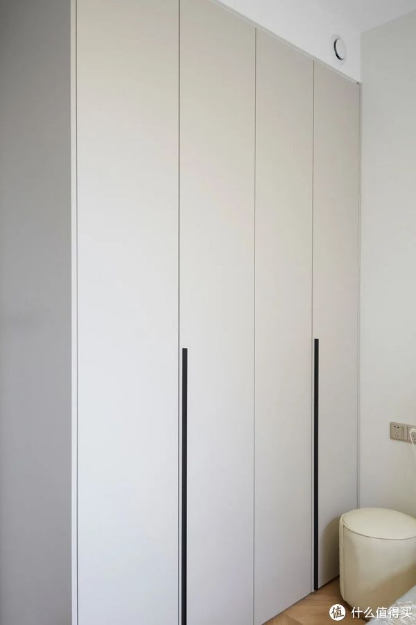 wifi|豪掷百万装修130㎡，客厅竟只用来打王者？