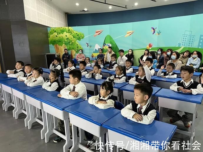 與學(xué)生課外拓展有關(guān)的新項(xiàng)目來了，近期免費(fèi)預(yù)約!