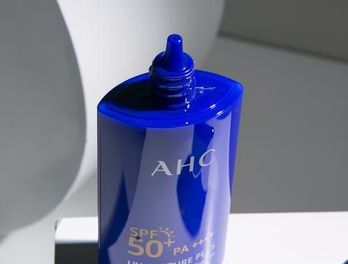 防晒不是只有安耐晒，分享3款平价又好用的“防晒霜”，值得入手