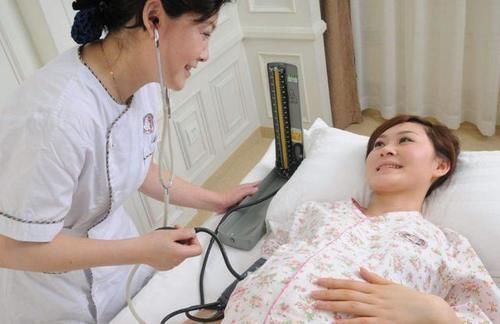 妈妈|孕妈腹中胎儿的大小,主要由这五点决定,跟每天吃多少未必成正比