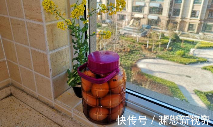 鸡蛋|腌鸡蛋只放盐大错特错,最后一步加点它,鸡蛋不臭,个个起沙流油