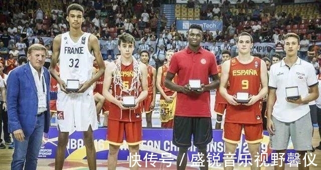 封盖|身高2.18米,臂展2.43米!还能投3分!他已经预定23年选秀状元?