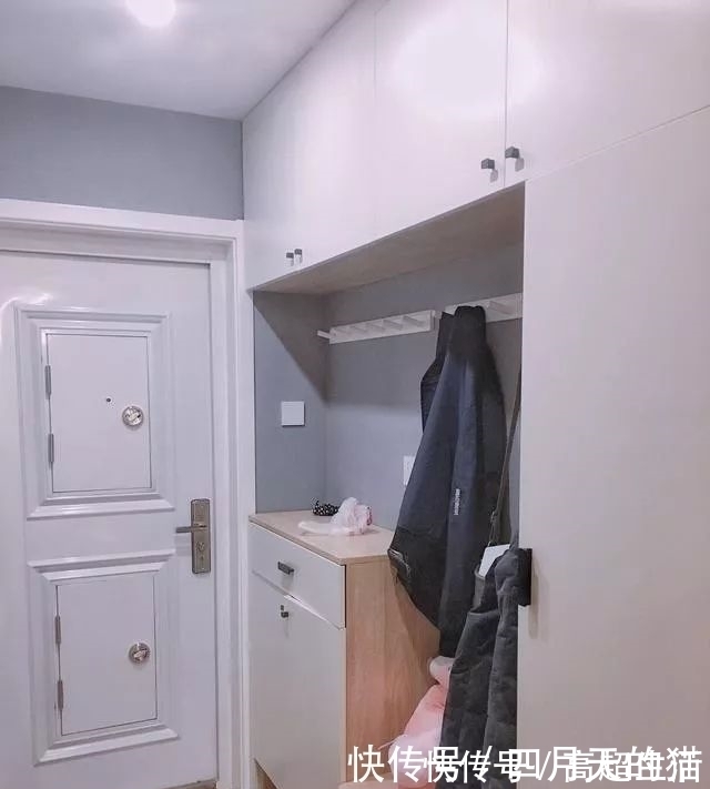 卡座|老婆请表哥装修漂亮极了,餐厅卡座真实用,电视墙特别喜欢,晒晒