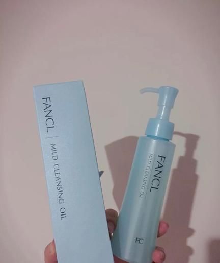 懒人必备的5款“卸妆油”,DHC口碑最高,植村秀清爽好用