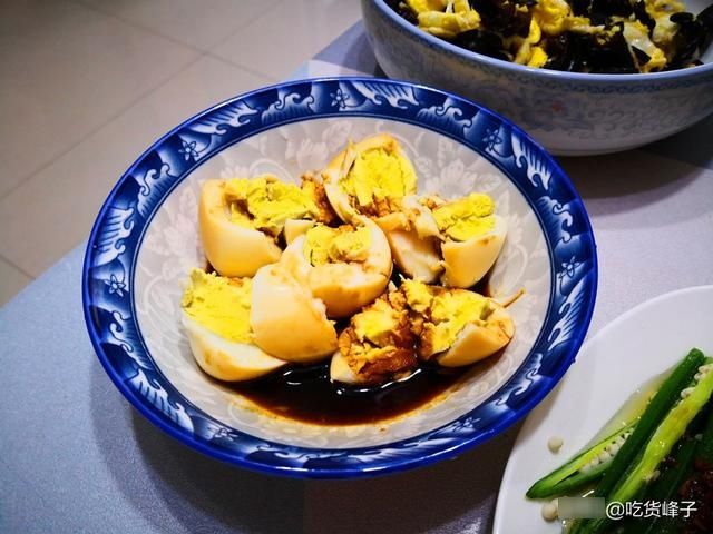 一个人|一个人吃饭，我从不叫外卖，也不凑合，网友：菜不精致但养人