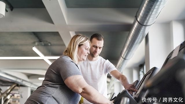 尿酸过高,上厕所时会出现3种表现,若占其中之一,最好检查肾脏