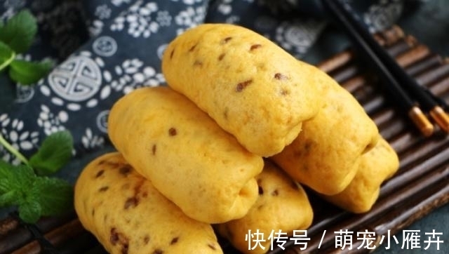 比面包还好吃的豆卷，萝卜和面红豆当馅，软糯可口味道佳