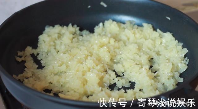 在家给孩子做出麦当劳同款芝士拉丝早餐薯饼,低盐低油更健康