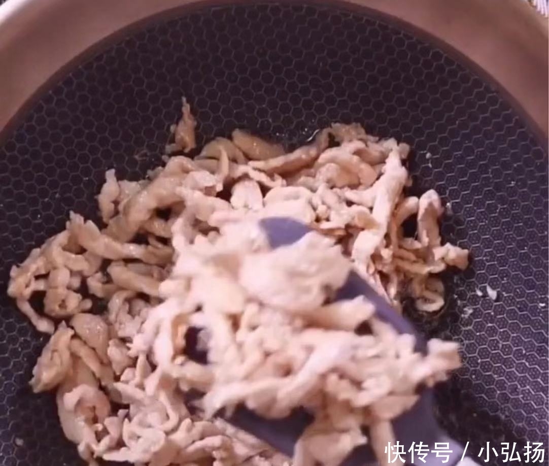 鱼香肉丝:特别好吃的一道菜,简单又有食欲,口诀告诉你们~