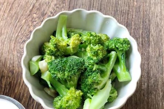 营养均衡|夏季，一家三口的早餐，连续7天不重样，营养均衡，网友：想蹭饭