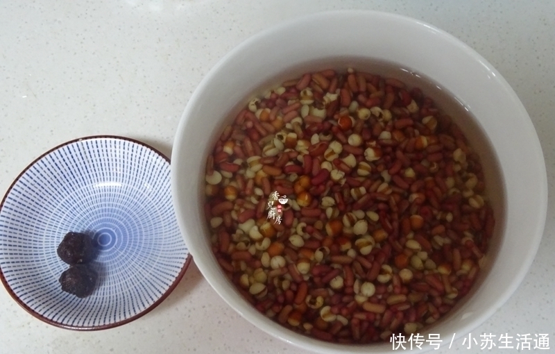 三伏天，常给家人吃这汤，湿气没了，脾胃好了，手脚更轻松