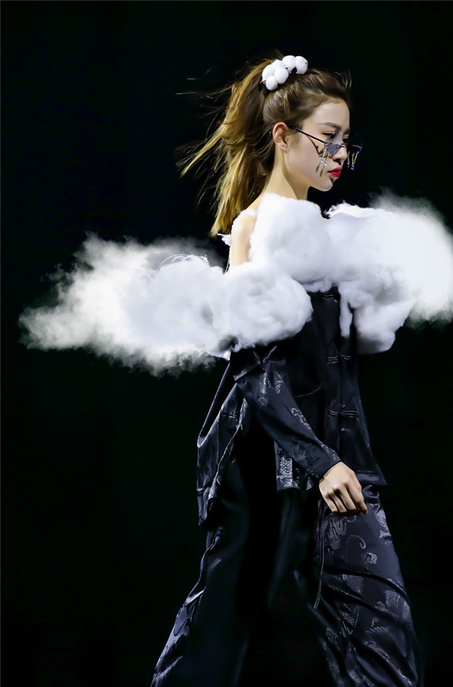 “棉花”时装秀，惊艳国内外时尚圈