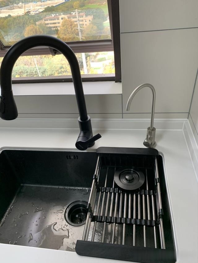 实体店|她家新房靠网购撑起全屋,便宜又漂亮,一进屋就被入户玄关迷住