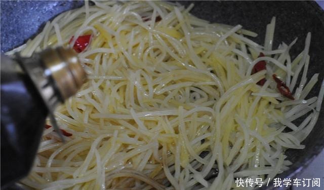 不管什么时候,土豆和它不能一起吃,却很多人爱吃,许多人中招了