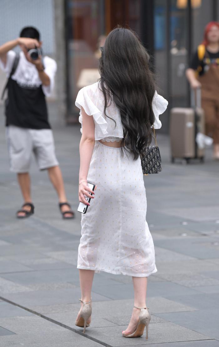 才能|穿搭不用学闺蜜,选择适合自己的装扮,才能让造型更具时尚美感