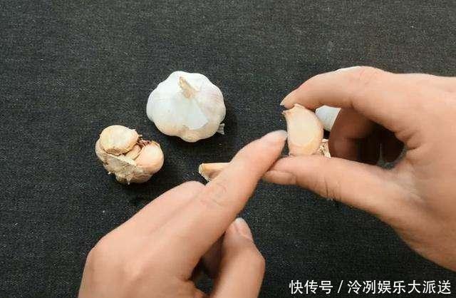 此种大蒜最好别买，看看家里有这种大蒜吗有的话尽快扔掉