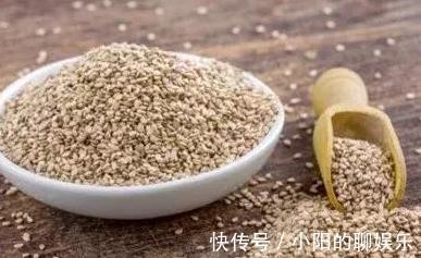 铁钉|文竹不见长,枝叶枯黄,3种垃圾,扔盆里,长势旺,再也不黄叶