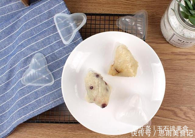 好吃|想吃粽子不用买,用个塑料瓶就能包!不松散不漏米,比买的还好吃